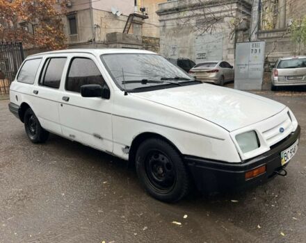 Білий Форд Сієрра, об'ємом двигуна 1.8 л та пробігом 250 тис. км за 550 $, фото 14 на Automoto.ua