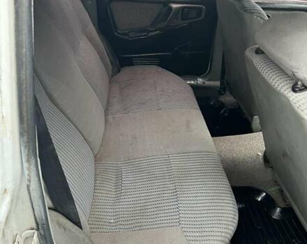 Белый Форд Сиерра, объемом двигателя 1.8 л и пробегом 250 тыс. км за 550 $, фото 6 на Automoto.ua