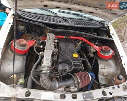 Білий Форд Сієрра, об'ємом двигуна 2 л та пробігом 200 тис. км за 1300 $, фото 9 на Automoto.ua