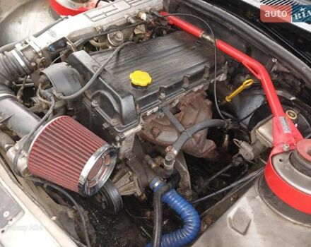 Білий Форд Сієрра, об'ємом двигуна 2 л та пробігом 200 тис. км за 1300 $, фото 2 на Automoto.ua