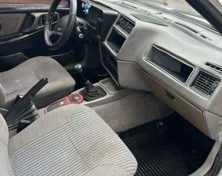 Белый Форд Сиерра, объемом двигателя 1.8 л и пробегом 250 тыс. км за 550 $, фото 4 на Automoto.ua