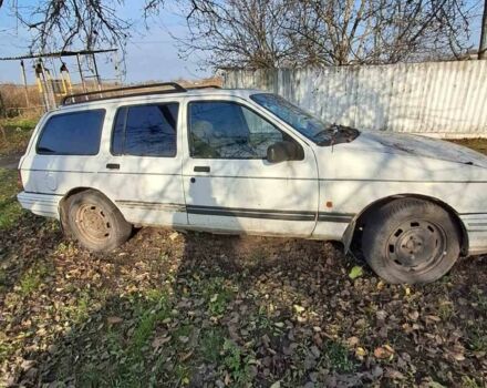 Белый Форд Сиерра, объемом двигателя 0 л и пробегом 400 тыс. км за 500 $, фото 1 на Automoto.ua