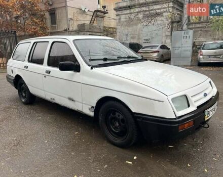 Белый Форд Сиерра, объемом двигателя 1.8 л и пробегом 250 тыс. км за 550 $, фото 13 на Automoto.ua