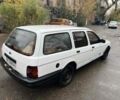 Білий Форд Сієрра, об'ємом двигуна 1.8 л та пробігом 250 тис. км за 550 $, фото 17 на Automoto.ua