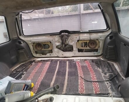 Белый Форд Сиерра, объемом двигателя 1.8 л и пробегом 1000 тыс. км за 700 $, фото 6 на Automoto.ua