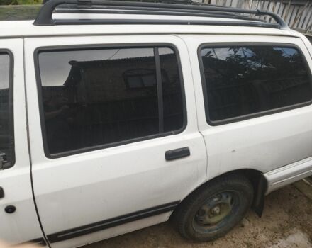 Белый Форд Сиерра, объемом двигателя 1.8 л и пробегом 1000 тыс. км за 700 $, фото 3 на Automoto.ua