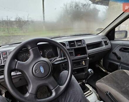 Білий Форд Сієрра, об'ємом двигуна 1.8 л та пробігом 68 тис. км за 1100 $, фото 9 на Automoto.ua