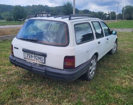 Білий Форд Сієрра, об'ємом двигуна 1.8 л та пробігом 350 тис. км за 1100 $, фото 1 на Automoto.ua
