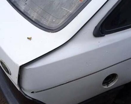 Белый Форд Сиерра, объемом двигателя 2.3 л и пробегом 200 тыс. км за 399 $, фото 4 на Automoto.ua