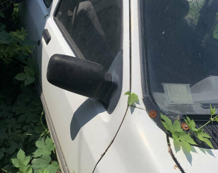 Белый Форд Сиерра, объемом двигателя 1.8 л и пробегом 147 тыс. км за 591 $, фото 1 на Automoto.ua