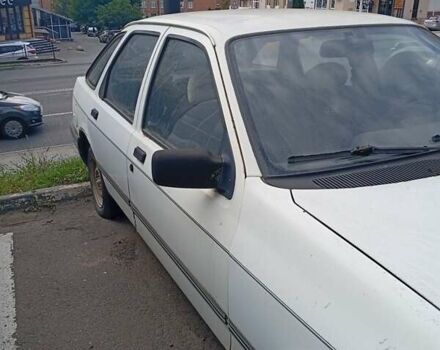 Білий Форд Сієрра, об'ємом двигуна 2 л та пробігом 120 тис. км за 700 $, фото 2 на Automoto.ua