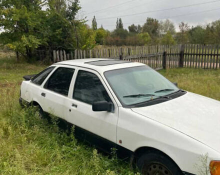 Белый Форд Сиерра, объемом двигателя 2 л и пробегом 500 тыс. км за 350 $, фото 3 на Automoto.ua