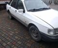 Білий Форд Сієрра, об'ємом двигуна 2 л та пробігом 300 тис. км за 500 $, фото 1 на Automoto.ua