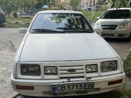 Форд Сиерра 1985 в Чернигове на Automoto.ua Белый Форд Сиерра, объемом двигателя 1.8 л и пробегом 999 тыс. км за 728 $, фото 1 на Automoto.ua