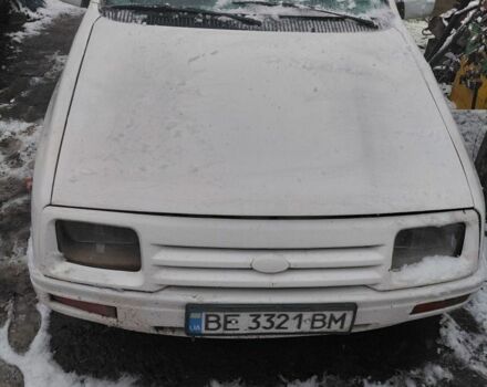 Белый Форд Сиерра, объемом двигателя 2 л и пробегом 200 тыс. км за 663 $, фото 1 на Automoto.ua