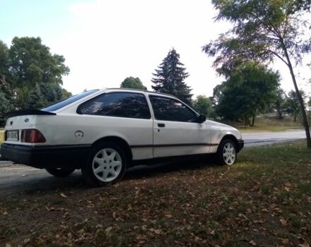 Білий Форд Сієрра, об'ємом двигуна 0 л та пробігом 300 тис. км за 1018 $, фото 1 на Automoto.ua