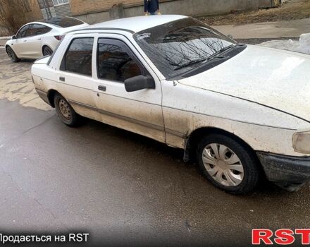Белый Форд Сиерра, объемом двигателя 1.6 л и пробегом 0 тыс. км за 500 $, фото 1 на Automoto.ua