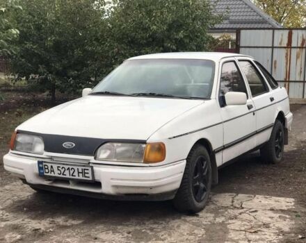 Белый Форд Сиерра, объемом двигателя 1.6 л и пробегом 73 тыс. км за 1250 $, фото 1 на Automoto.ua