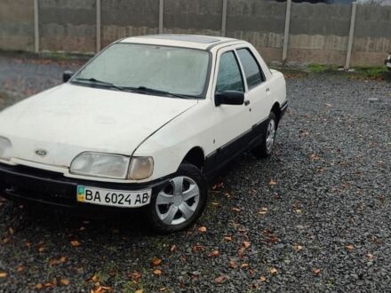 Белый Форд Сиерра, объемом двигателя 2 л и пробегом 250 тыс. км за 800 $, фото 1 на Automoto.ua
