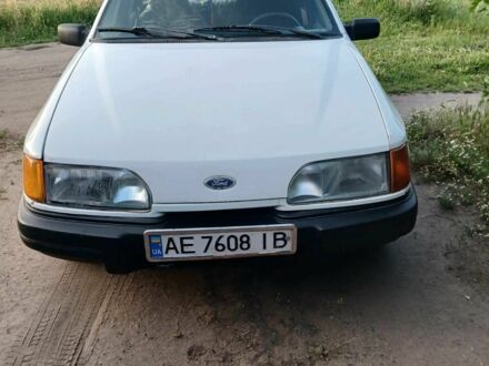 Форд Сиерра 1987 в Гайвороне на Automoto.ua Белый Форд Сиерра, объемом двигателя 1.6 л и пробегом 3 тыс. км за 1300 $, фото 1 на Automoto.ua