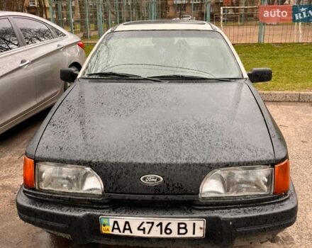 Белый Форд Сиерра, объемом двигателя 2 л и пробегом 65 тыс. км за 650 $, фото 1 на Automoto.ua