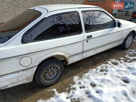 Форд Сієрра 1987 у Рівному на Automoto.ua Білий Форд Сієрра, об'ємом двигуна 2 л та пробігом 999 тис. км за 650 $, фото 1 на Automoto.ua