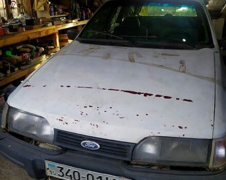 Белый Форд Сиерра, объемом двигателя 2 л и пробегом 300 тыс. км за 500 $, фото 1 на Automoto.ua