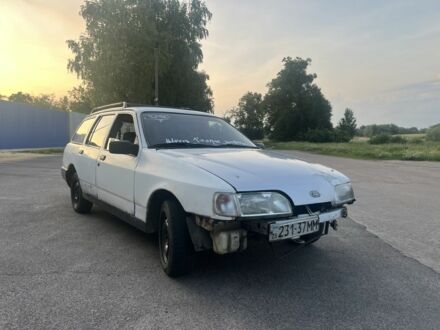 Форд Сиерра 1988 в Переяславе-Хмельницком на Automoto.ua Белый Форд Сиерра, объемом двигателя 2 л и пробегом 181 тыс. км за 550 $, фото 1 на Automoto.ua