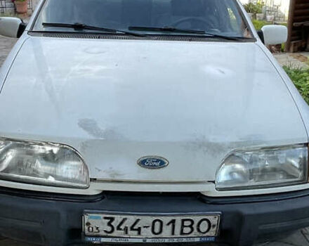 Белый Форд Сиерра, объемом двигателя 0 л и пробегом 350 тыс. км за 901 $, фото 1 на Automoto.ua