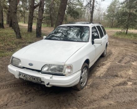 Білий Форд Сієрра, об'ємом двигуна 2 л та пробігом 250 тис. км за 1000 $, фото 1 на Automoto.ua