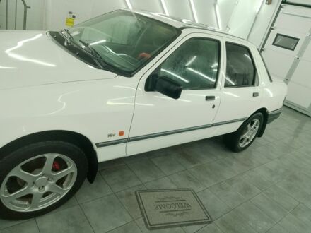 Белый Форд Сиерра, объемом двигателя 2 л и пробегом 67 тыс. км за 1500 $, фото 1 на Automoto.ua