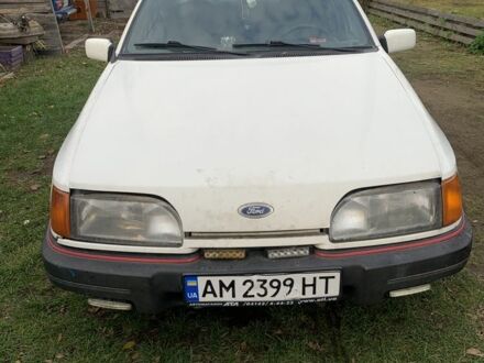 Белый Форд Сиерра, объемом двигателя 2 л и пробегом 3 тыс. км за 859 $, фото 1 на Automoto.ua