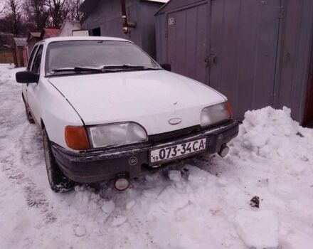 Білий Форд Сієрра, об'ємом двигуна 2 л та пробігом 333 тис. км за 350 $, фото 1 на Automoto.ua