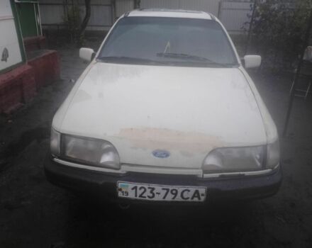 Белый Форд Сиерра, объемом двигателя 1.6 л и пробегом 1 тыс. км за 685 $, фото 1 на Automoto.ua