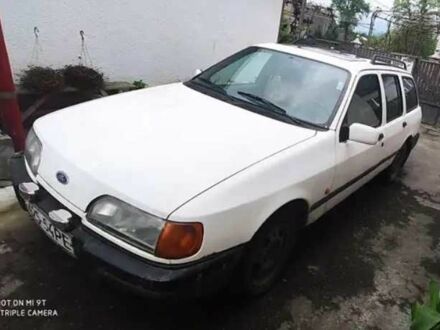 Белый Форд Сиерра, объемом двигателя 2 л и пробегом 252 тыс. км за 650 $, фото 1 на Automoto.ua