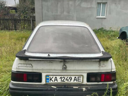 Белый Форд Сиерра, объемом двигателя 2 л и пробегом 500 тыс. км за 350 $, фото 1 на Automoto.ua