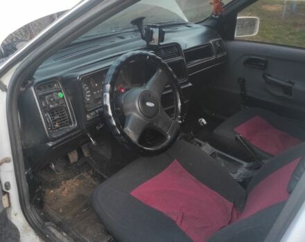 Білий Форд Сієрра, об'ємом двигуна 2 л та пробігом 500 тис. км за 474 $, фото 1 на Automoto.ua