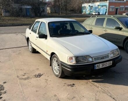 Белый Форд Сиерра, объемом двигателя 2 л и пробегом 250 тыс. км за 1700 $, фото 1 на Automoto.ua