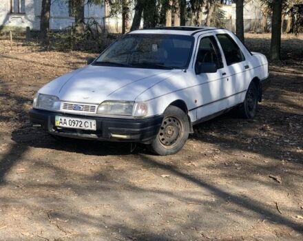 Белый Форд Сиерра, объемом двигателя 2 л и пробегом 200 тыс. км за 531 $, фото 1 на Automoto.ua