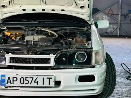 Форд Сиерра 1992 в Измаиле на Automoto.ua Белый Форд Сиерра, объемом двигателя 2 л и пробегом 160 тыс. км за 3500 $, фото 1 на Automoto.ua