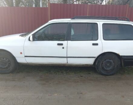 Белый Форд Сиерра, объемом двигателя 2 л и пробегом 1 тыс. км за 1500 $, фото 1 на Automoto.ua