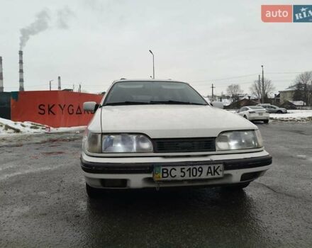 Белый Форд Сиерра, объемом двигателя 2 л и пробегом 79 тыс. км за 900 $, фото 1 на Automoto.ua