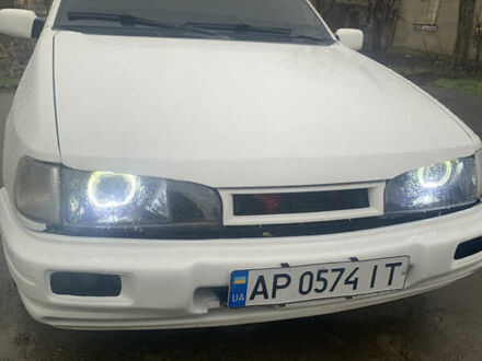 Білий Форд Сієрра, об'ємом двигуна 2 л та пробігом 200 тис. км за 3200 $, фото 1 на Automoto.ua