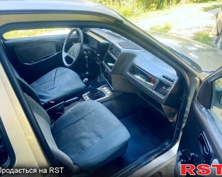 Бежевий Форд Сієрра, об'ємом двигуна 2 л та пробігом 200 тис. км за 650 $, фото 9 на Automoto.ua