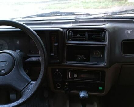 Бежевый Форд Сиерра, объемом двигателя 1.6 л и пробегом 40 тыс. км за 1092 $, фото 7 на Automoto.ua