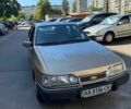 Бежевий Форд Сієрра, об'ємом двигуна 2 л та пробігом 200 тис. км за 800 $, фото 1 на Automoto.ua