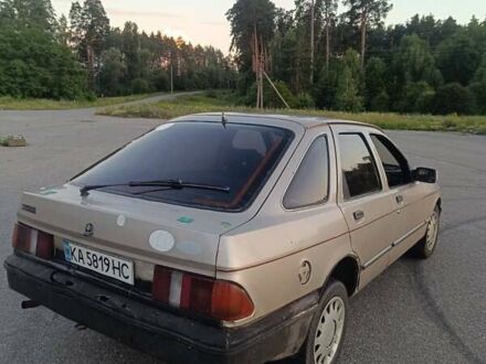 Форд Сиерра 1982 в Вышгороде на Automoto.ua Бежевый Форд Сиерра, объемом двигателя 2.3 л и пробегом 100 тыс. км за 1000 $, фото 1 на Automoto.ua