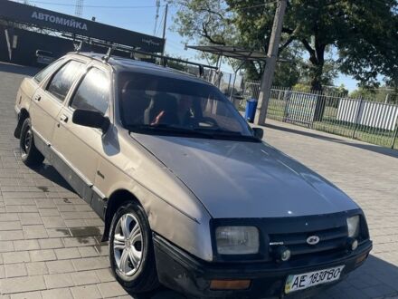 Форд Сієрра 1983 у Кривому Розі на Automoto.ua Бежевий Форд Сієрра, об'ємом двигуна 1.6 л та пробігом 300 тис. км за 600 $, фото 1 на Automoto.ua
