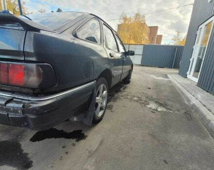 Чорний Форд Сієрра, об'ємом двигуна 2 л та пробігом 100 тис. км за 720 $, фото 3 на Automoto.ua