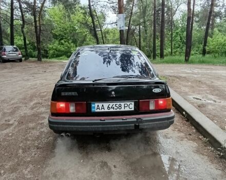 Черный Форд Сиерра, объемом двигателя 1.8 л и пробегом 300 тыс. км за 1301 $, фото 2 на Automoto.ua